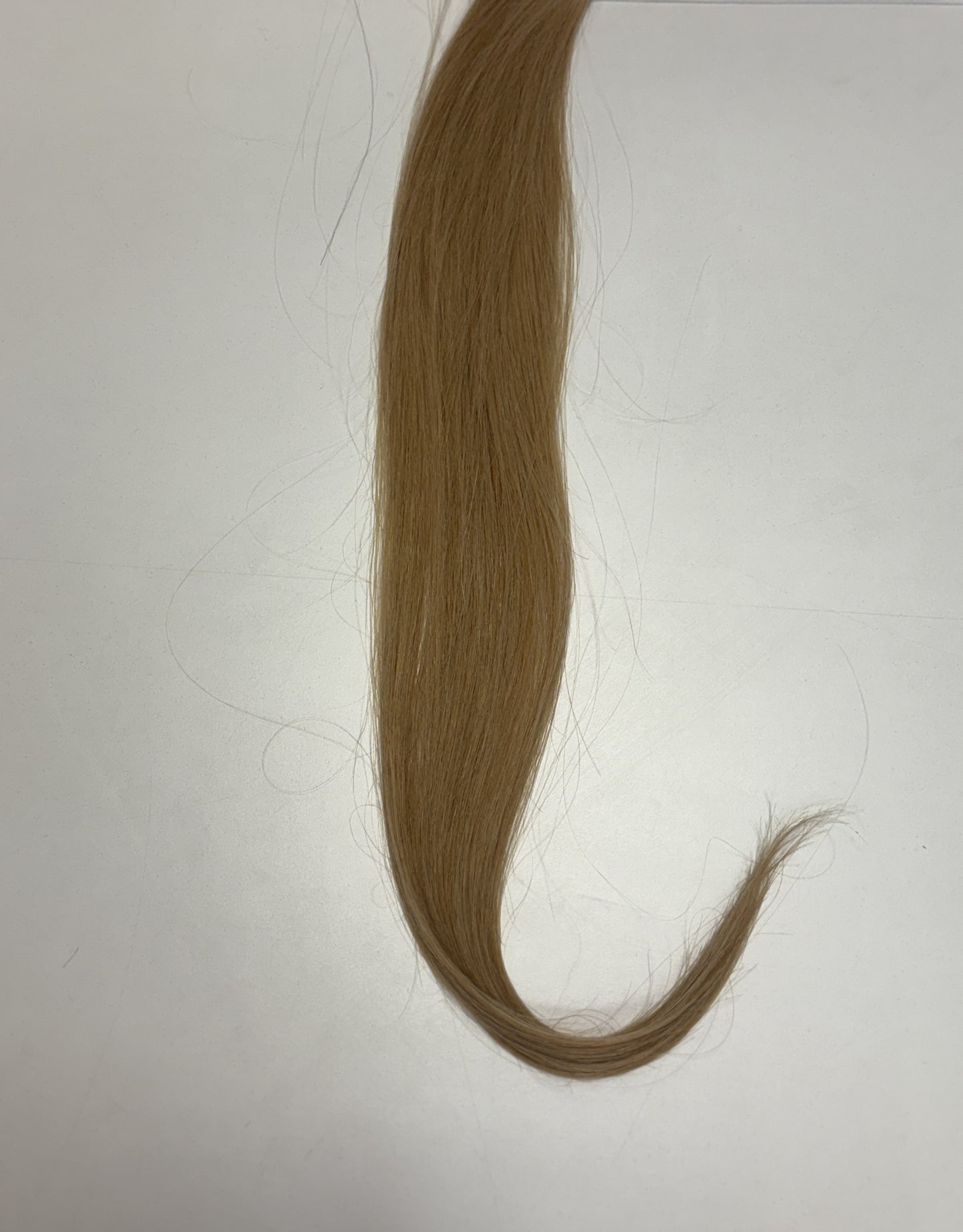 Cabello Tejido Liso 100gr (55-60cm)